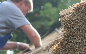 professional Broadheath thatchers